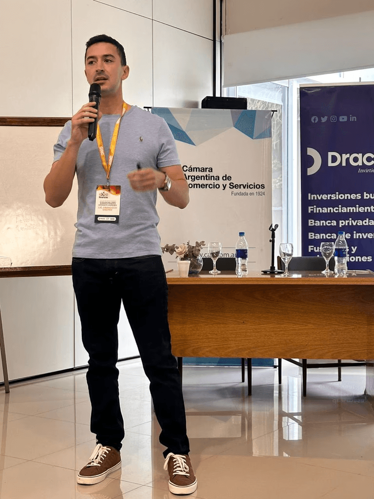 Fran Castro - Fundador de Aurora Academy